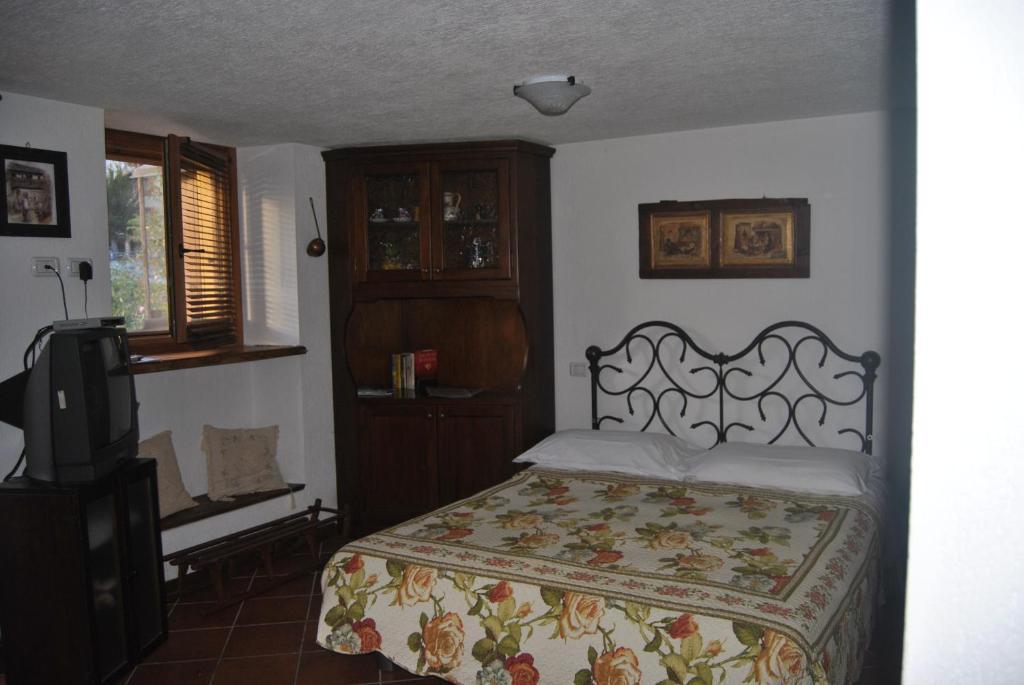 B&B Il Torchio Saint-Vincent Habitación foto